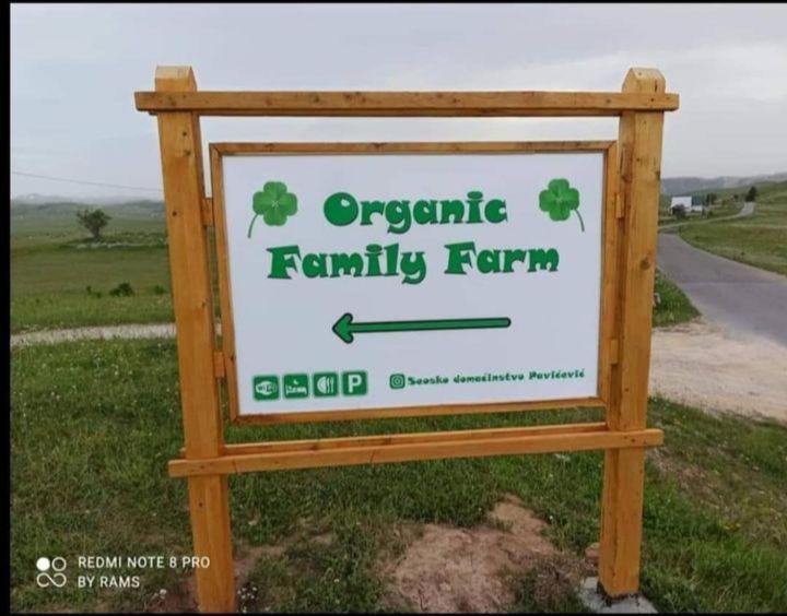 Отель Organic Family Farm Жабляк Экстерьер фото
